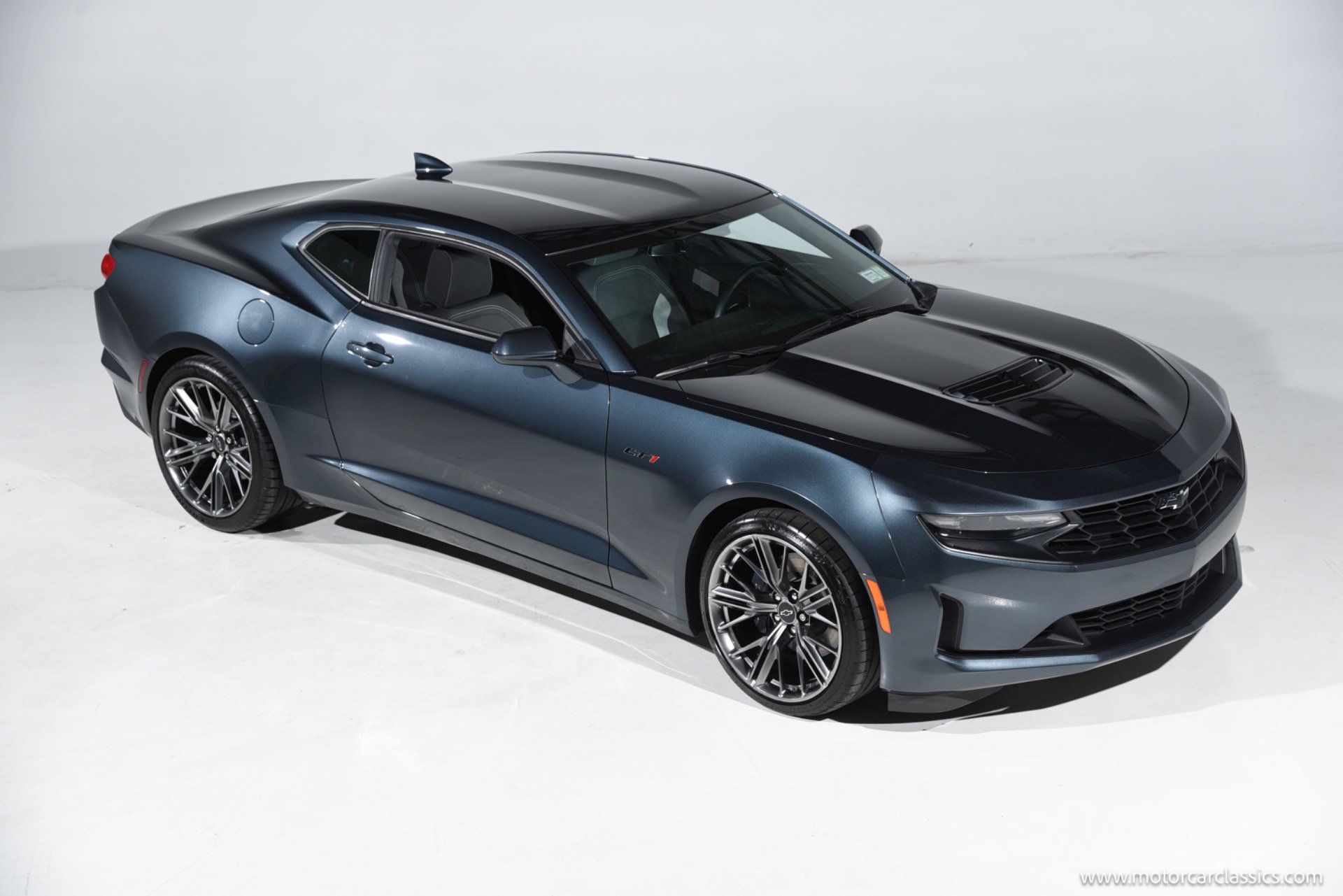Used 2021 Chevrolet Camaro LT RWD image 11