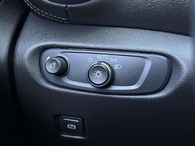 Used 2021 Chevrolet Blazer LT image 14