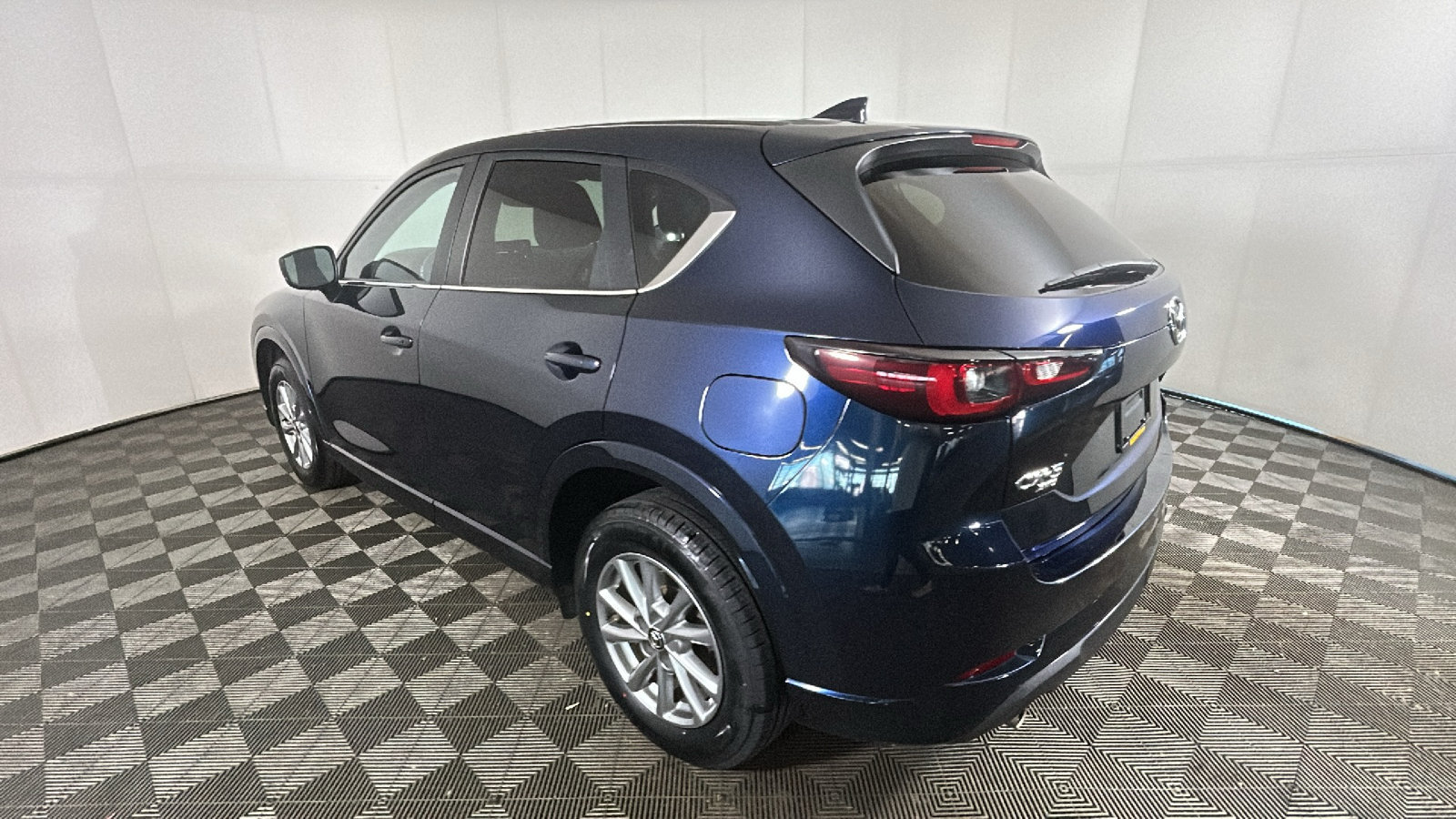 Used 2025 MAZDA CX-5 AWD 2.5 S w/ Preferred Package image 5