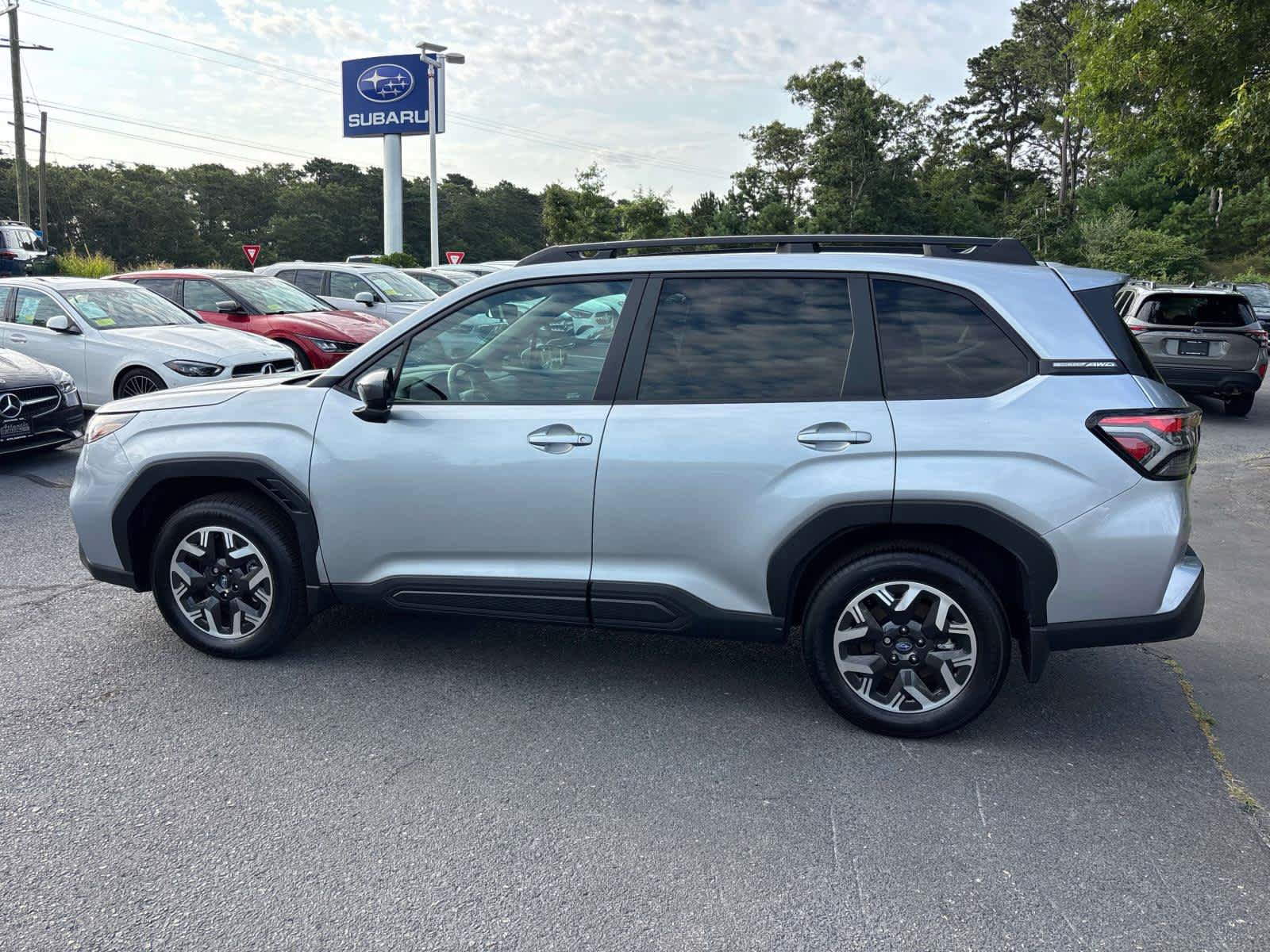Used 2026 Subaru Forester Premium AWD/4WD image 6