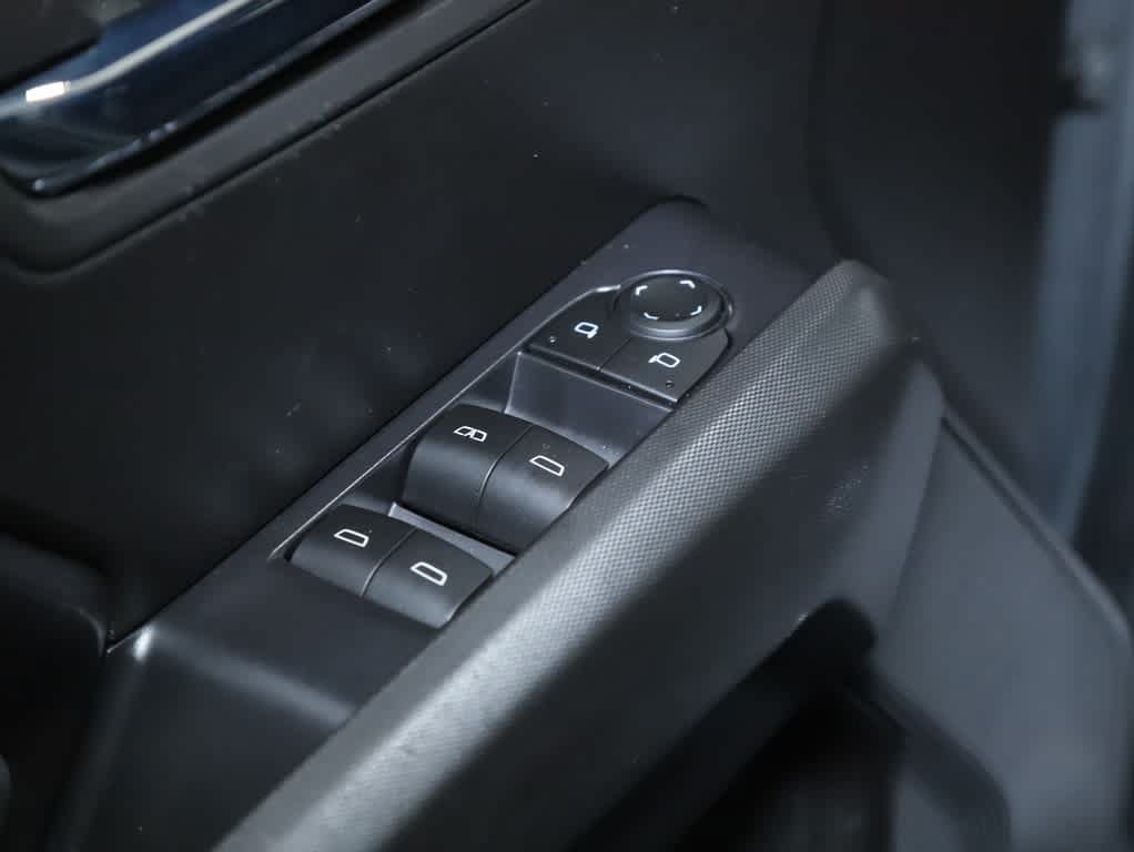 Used 2023 GMC Canyon Elevation w/ Convenience Package AWD/4WD image 16
