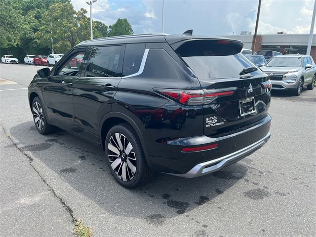 New 2025 Mitsubishi Outlander SEL image 5