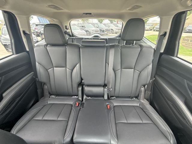 Used 2026 Subaru Ascent Premium AWD/4WD image 21