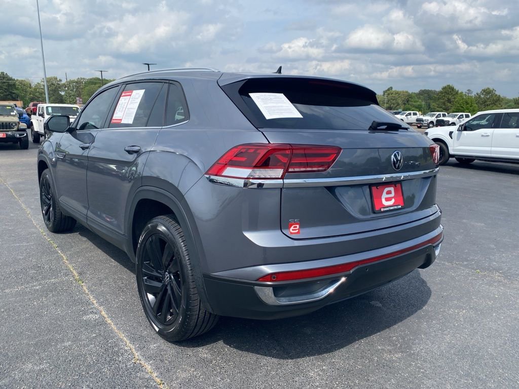 Used 2023 Volkswagen Atlas Cross Sport SE w/ Panoramic Sunroof Package image 6