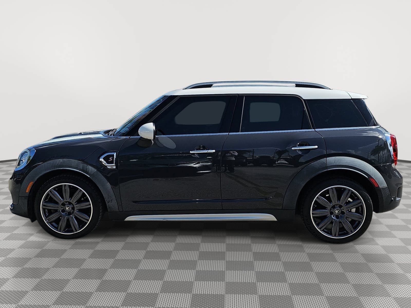 Used 2019 MINI Cooper Countryman S FWD image 5