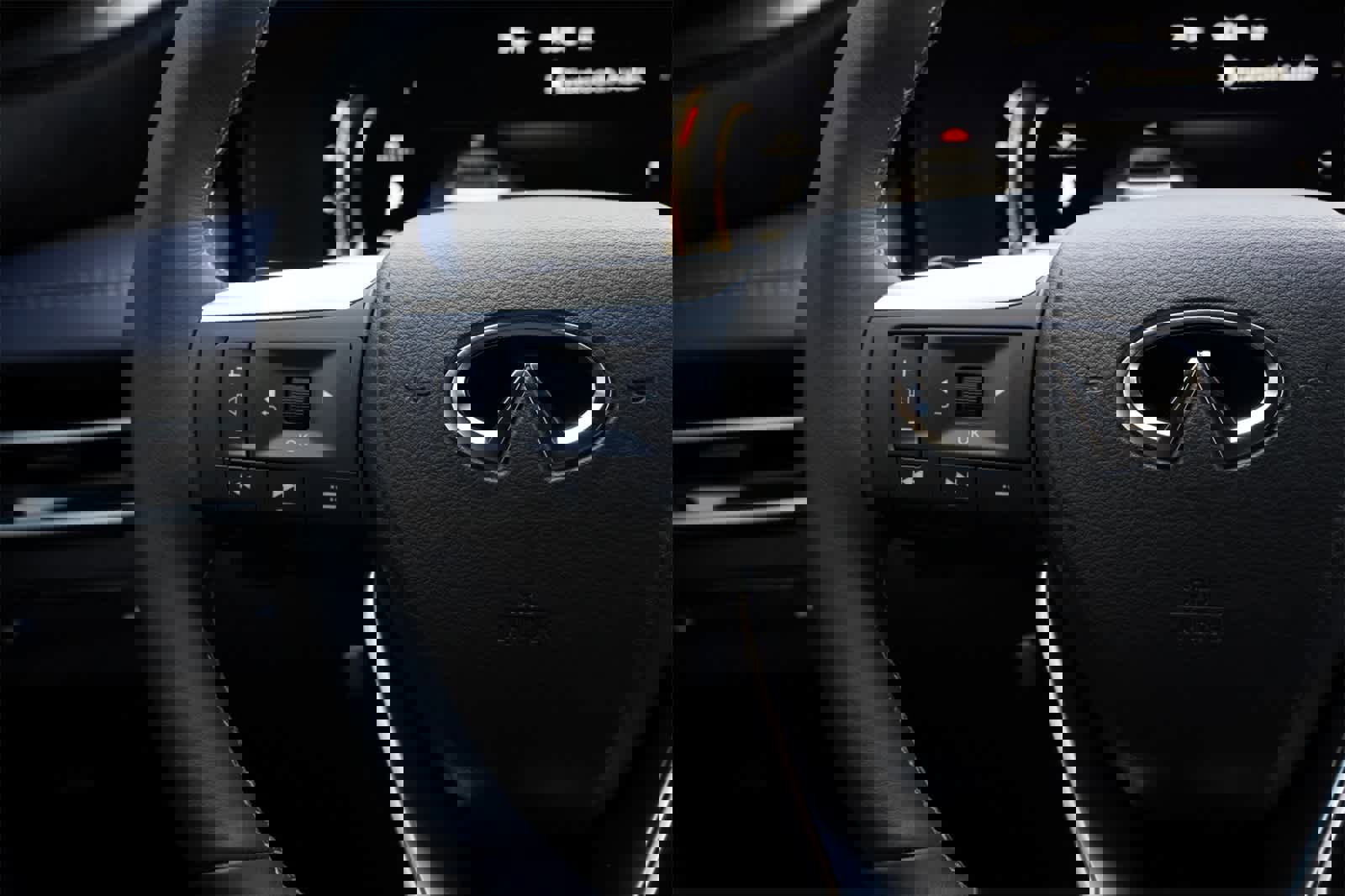 New 2026 INFINITI QX60 Sport w/ Dark Cargo Package image 10