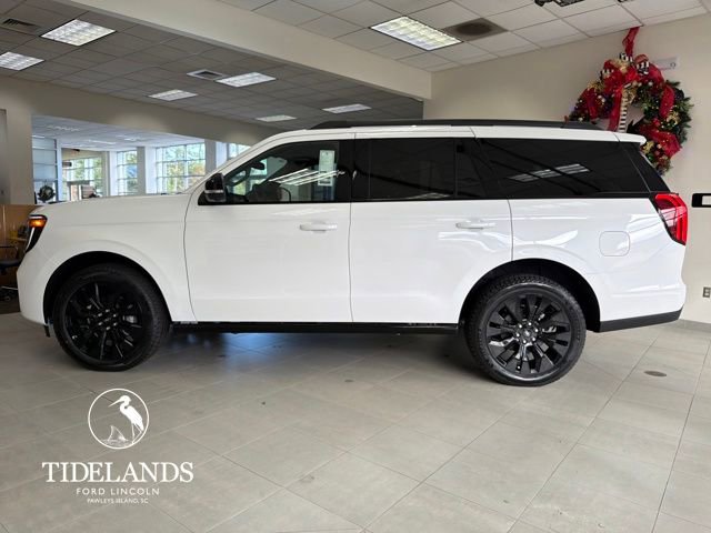 New 2025 Ford Expedition Platinum w/ Stealth Appearance Package image 5