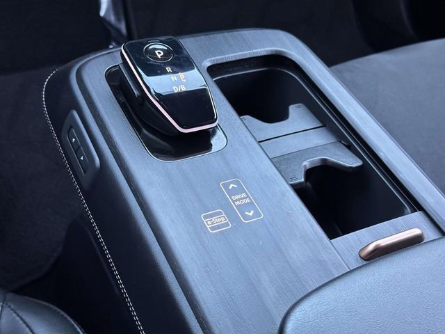 Used 2023 Nissan Ariya AWD image 20