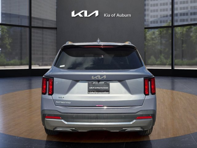 Used 2025 Kia Sorento S w/ Panoramic Sunroof Package FWD image 14