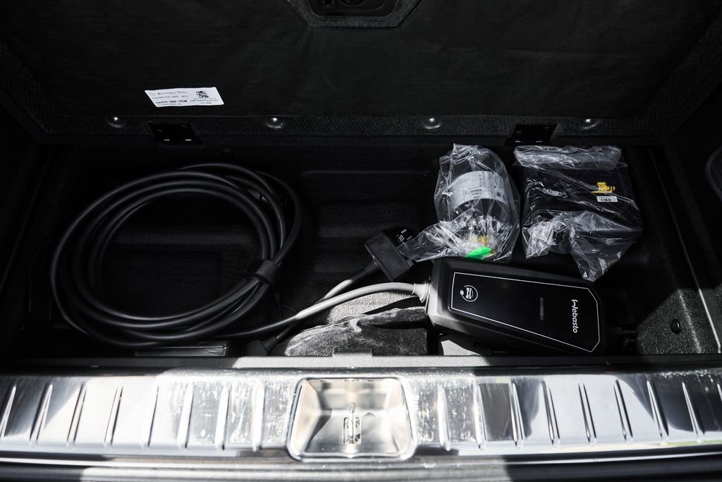 Used 2024 Mercedes-Benz Maybach EQS 680 4MATIC image 20