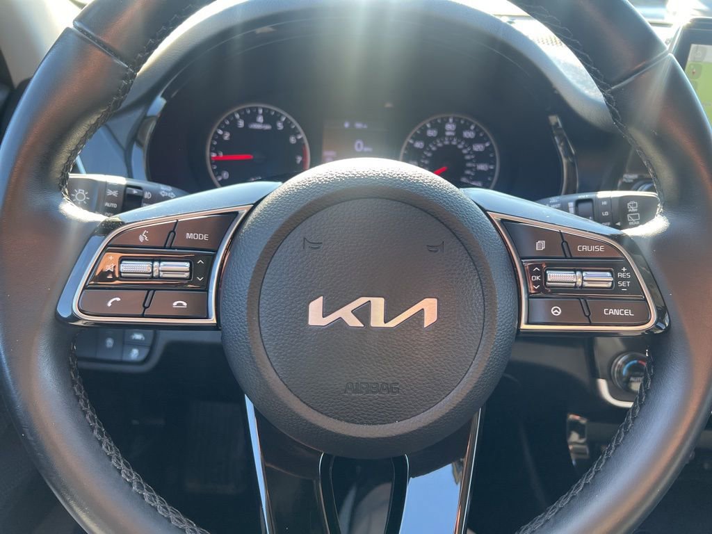 Certified 2023 Kia Seltos Nightfall Edition image 64