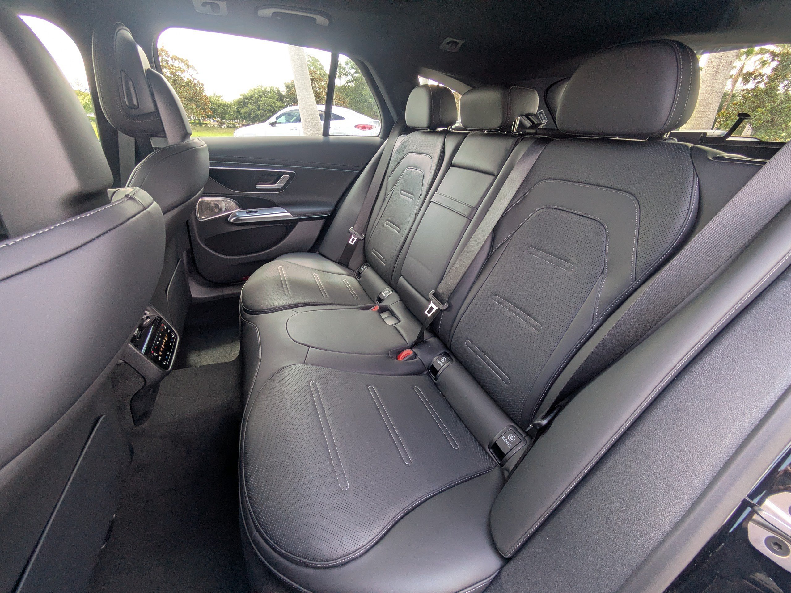 New 2026 Mercedes-Benz E 53 AMG e 4MATIC Wagon image 12