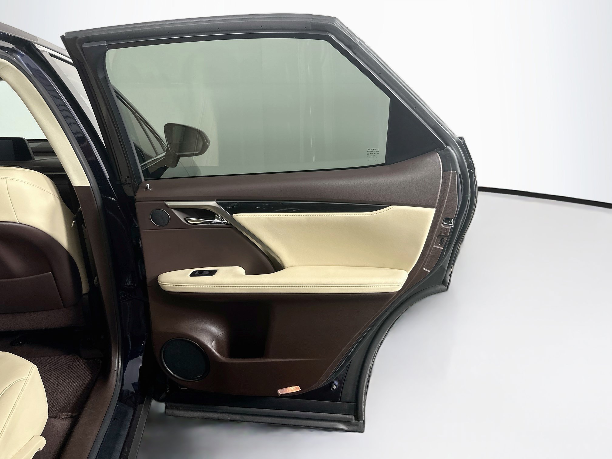 Used 2020 Lexus RX 350 FWD w/ Accessory Package image 31