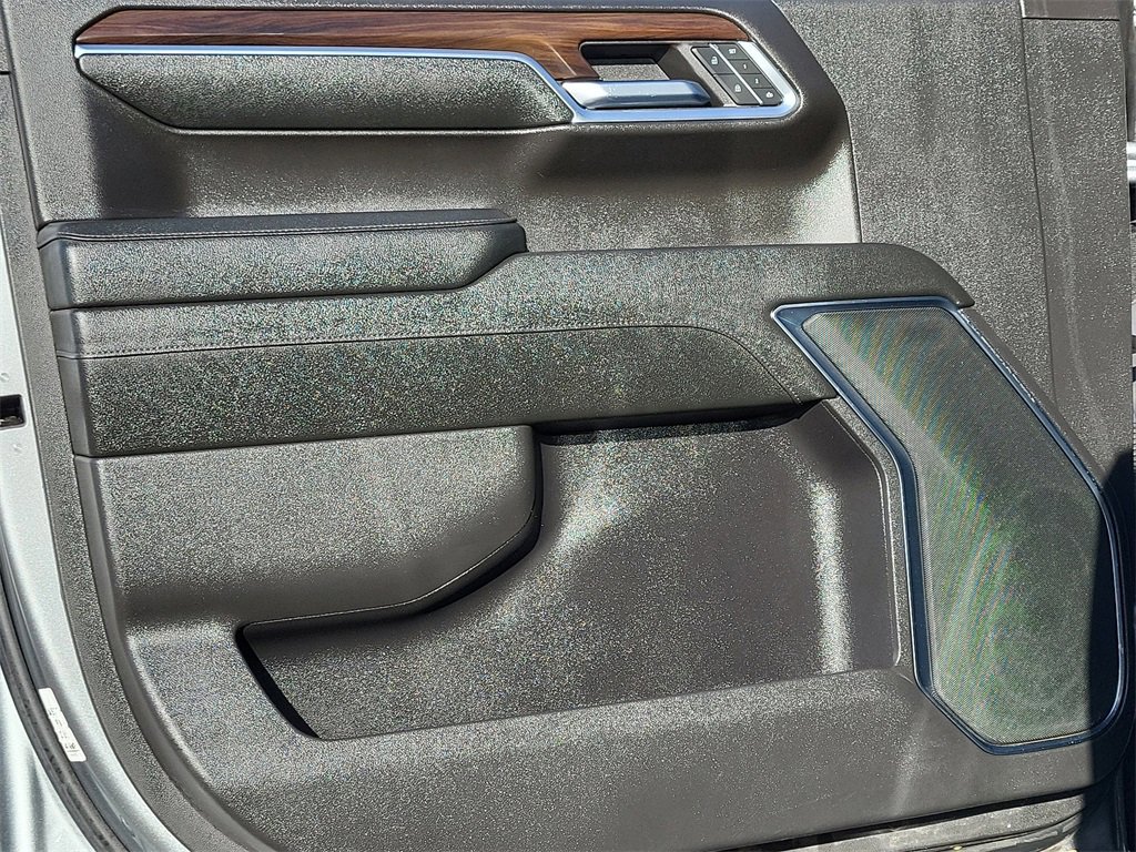 Certified 2024 GMC Sierra 1500 SLT image 6