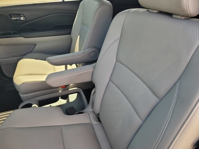 Used 2019 Honda Pilot Elite image 13