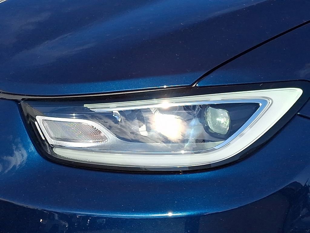 Used 2024 Chrysler Pacifica Limited image 11