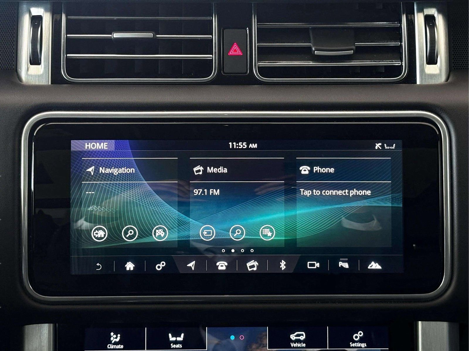 Used 2022 Land Rover Range Rover P525 Westminster Edition image 31