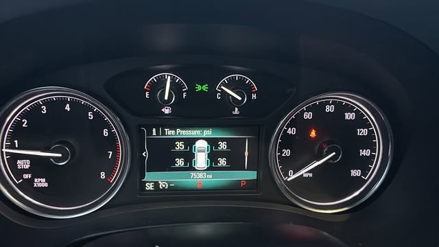 Used 2019 Buick Enclave Essence image 11