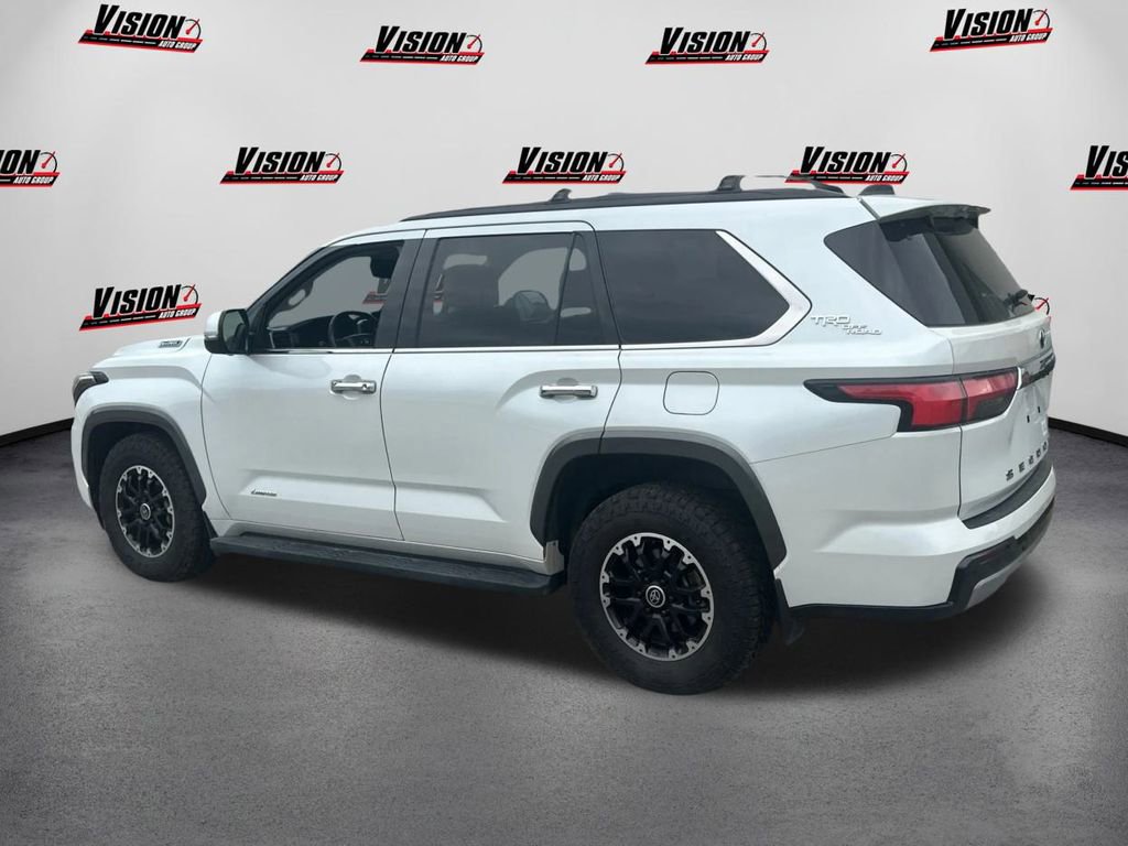 Used 2023 Toyota Sequoia Limited image 7