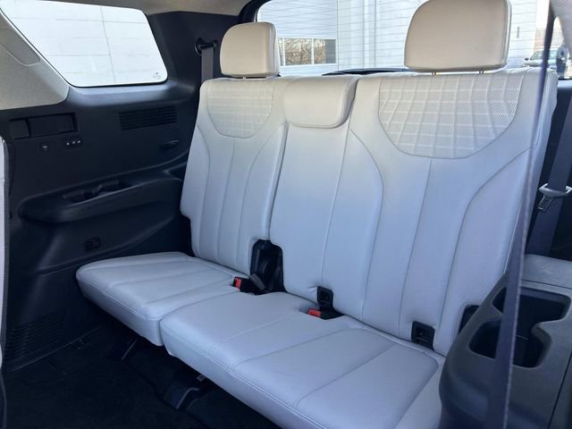 Used 2024 Hyundai Palisade Limited image 13