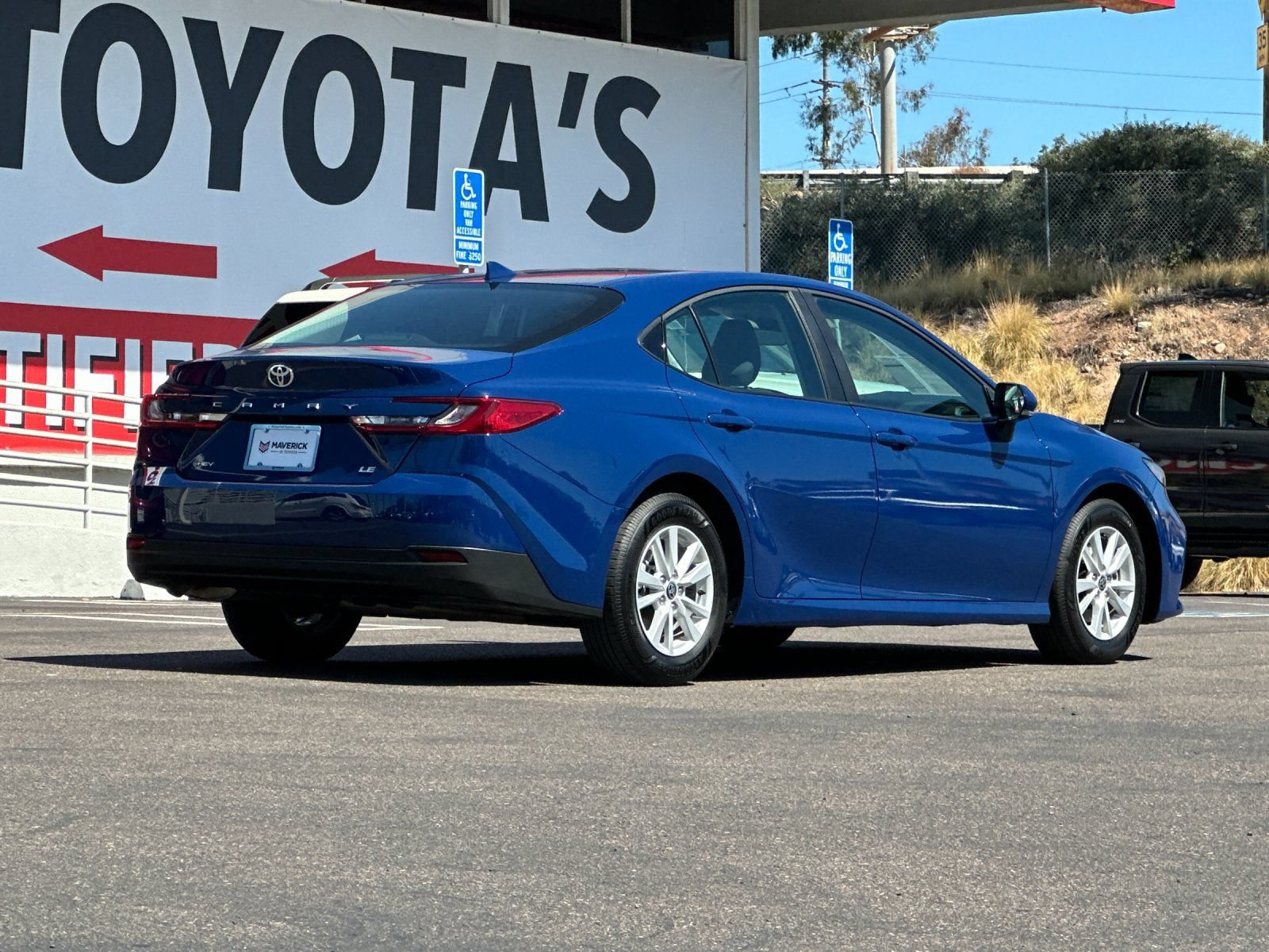 Used 2026 Toyota Camry LE FWD image 5