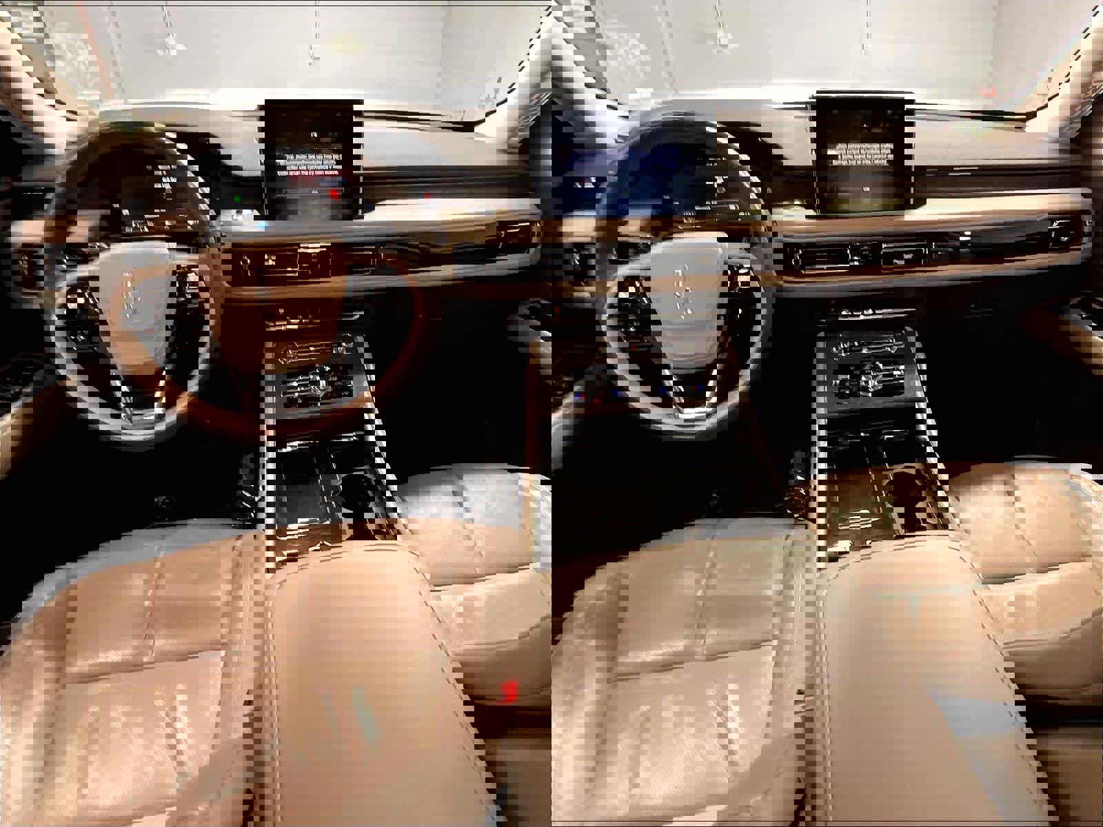 Used 2022 Lincoln Aviator Reserve w/ Equipment Group 201A image 16