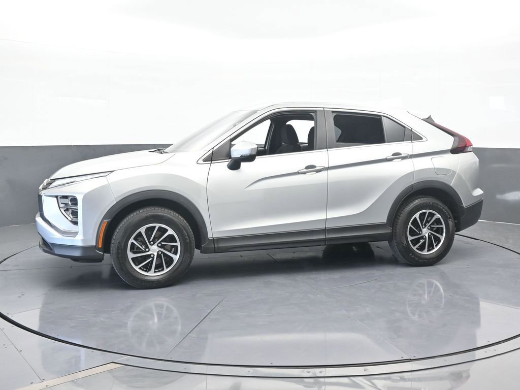 Used 2023 Mitsubishi Eclipse Cross ES image 2