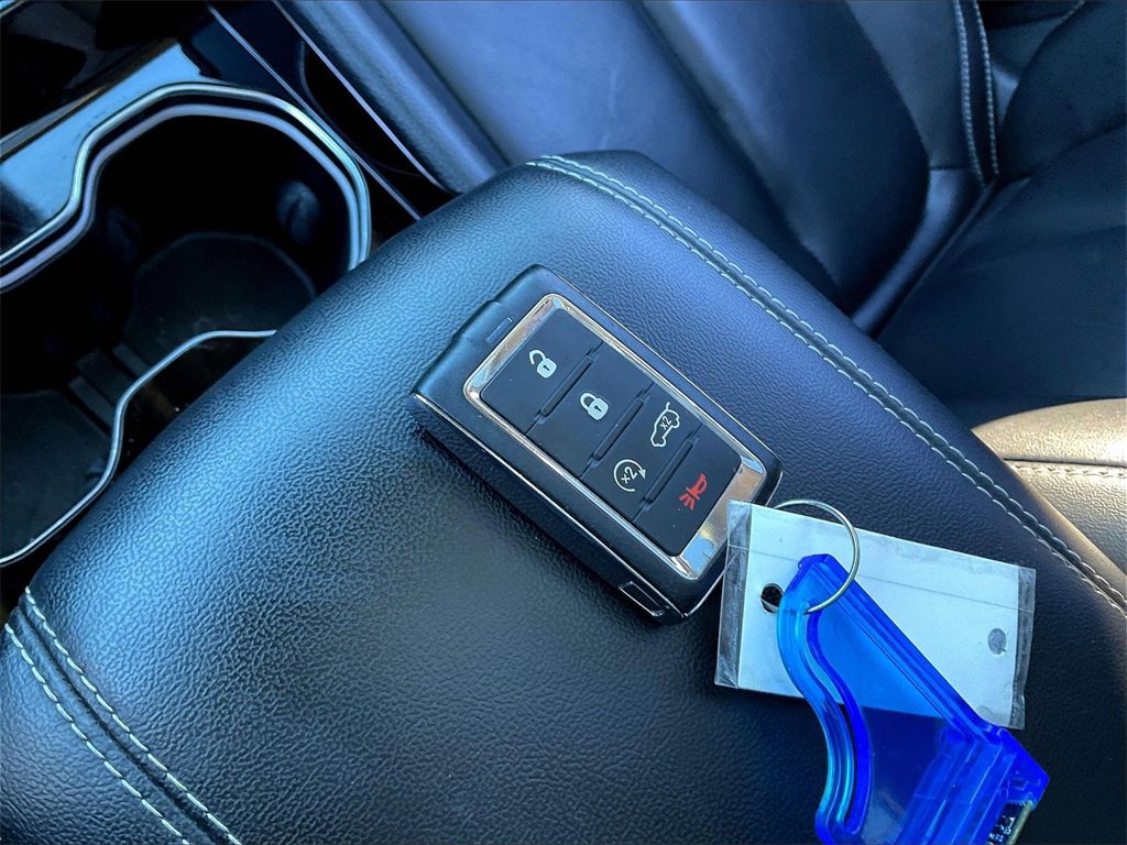 Used 2022 Jeep Grand Cherokee Limited image 28