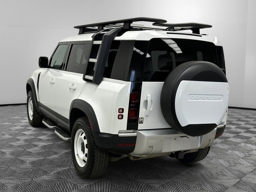 Used 2023 Land Rover Defender 110 S AWD/4WD image 3