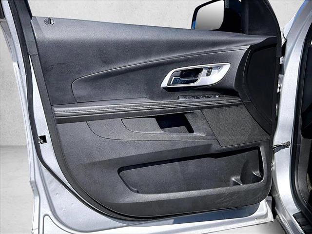 Used 2013 Chevrolet Equinox LS image 18