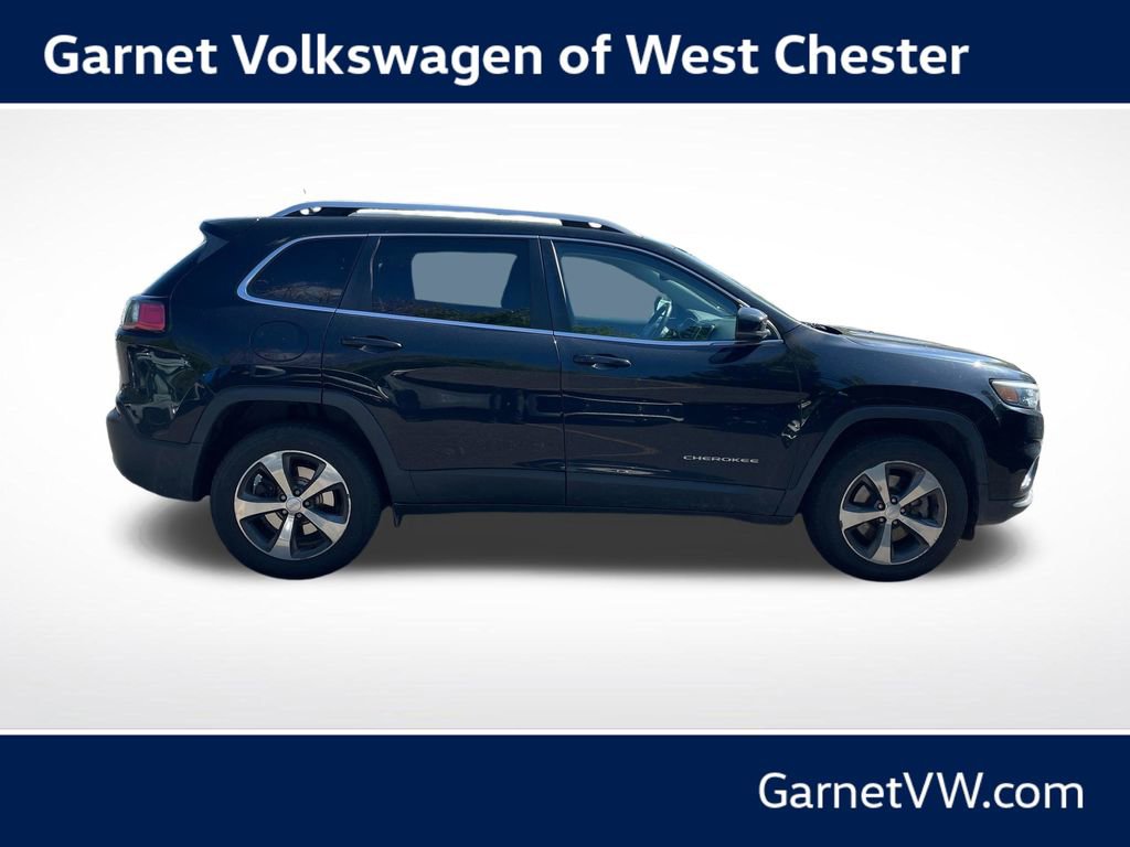 Used 2019 Jeep Cherokee Limited AWD/4WD image 6