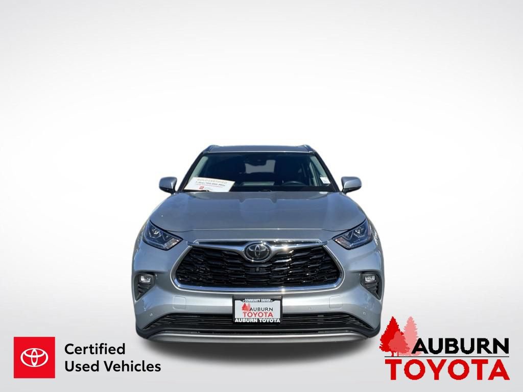 Certified 2020 Toyota Highlander Platinum AWD/4WD image 3