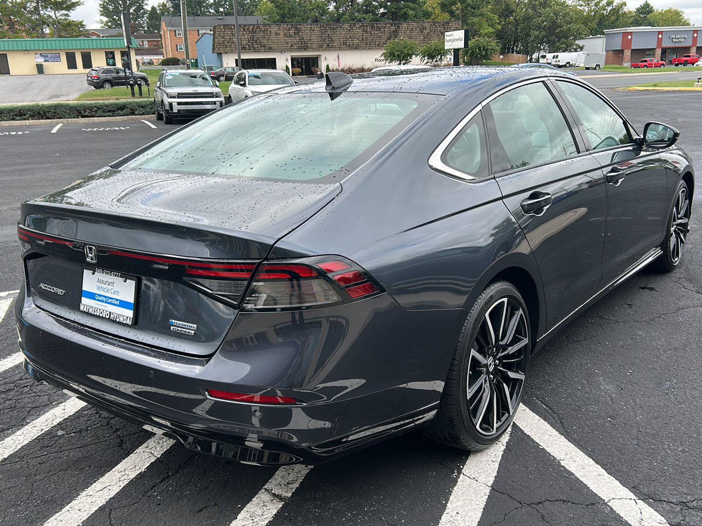 Used 2023 Honda Accord Touring image 8