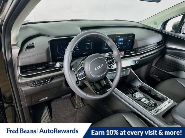 New 2025 Kia Carnival SX FWD image 16