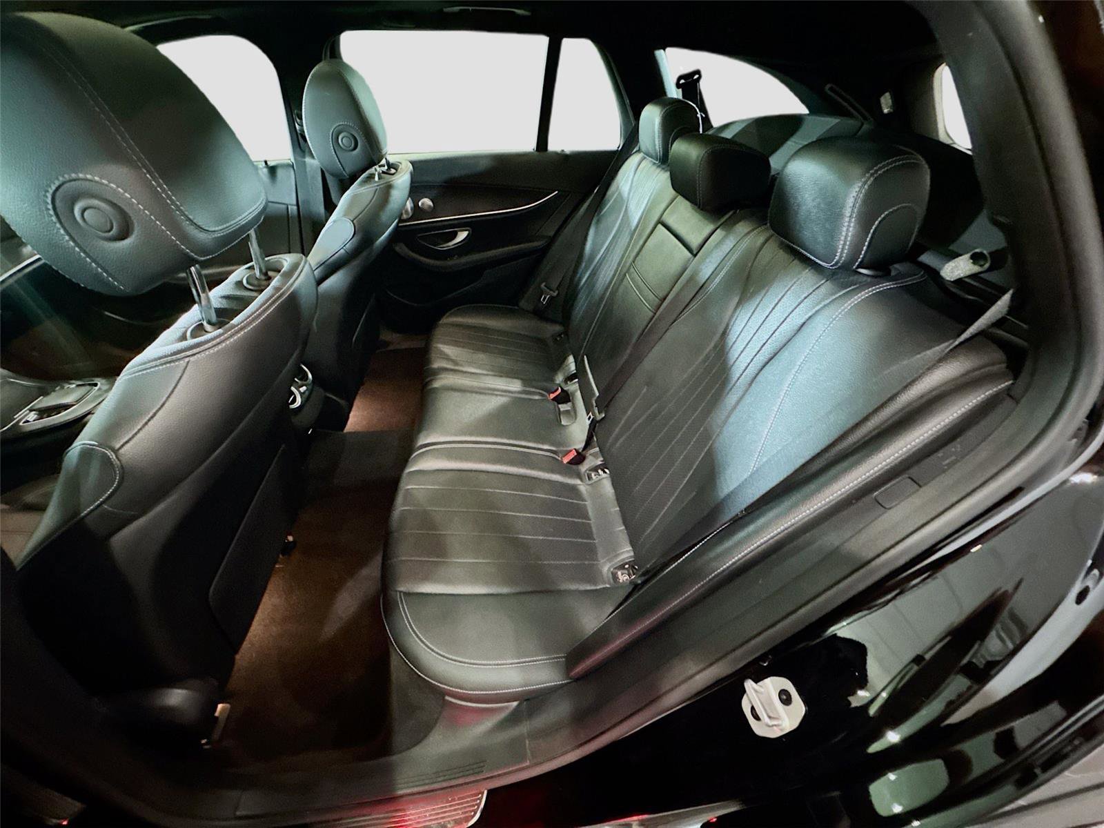 Used 2021 Mercedes-Benz E 450 4MATIC All-Terrain Wagon image 17