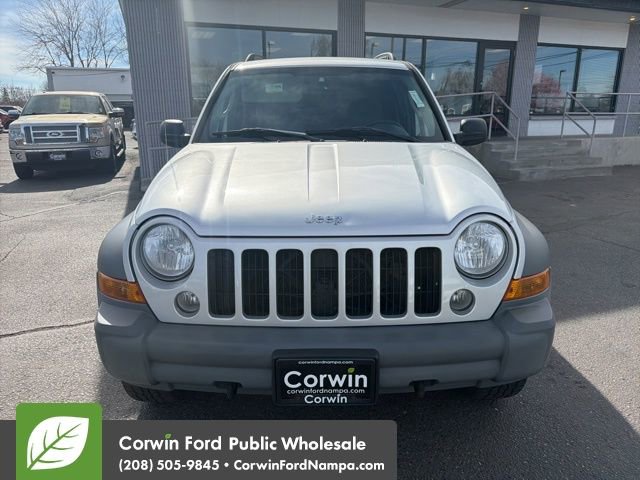 Used 2005 Jeep Liberty Sport AWD/4WD image 2