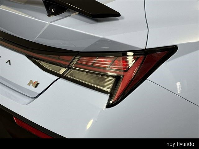 Certified 2025 Hyundai Elantra N image 41