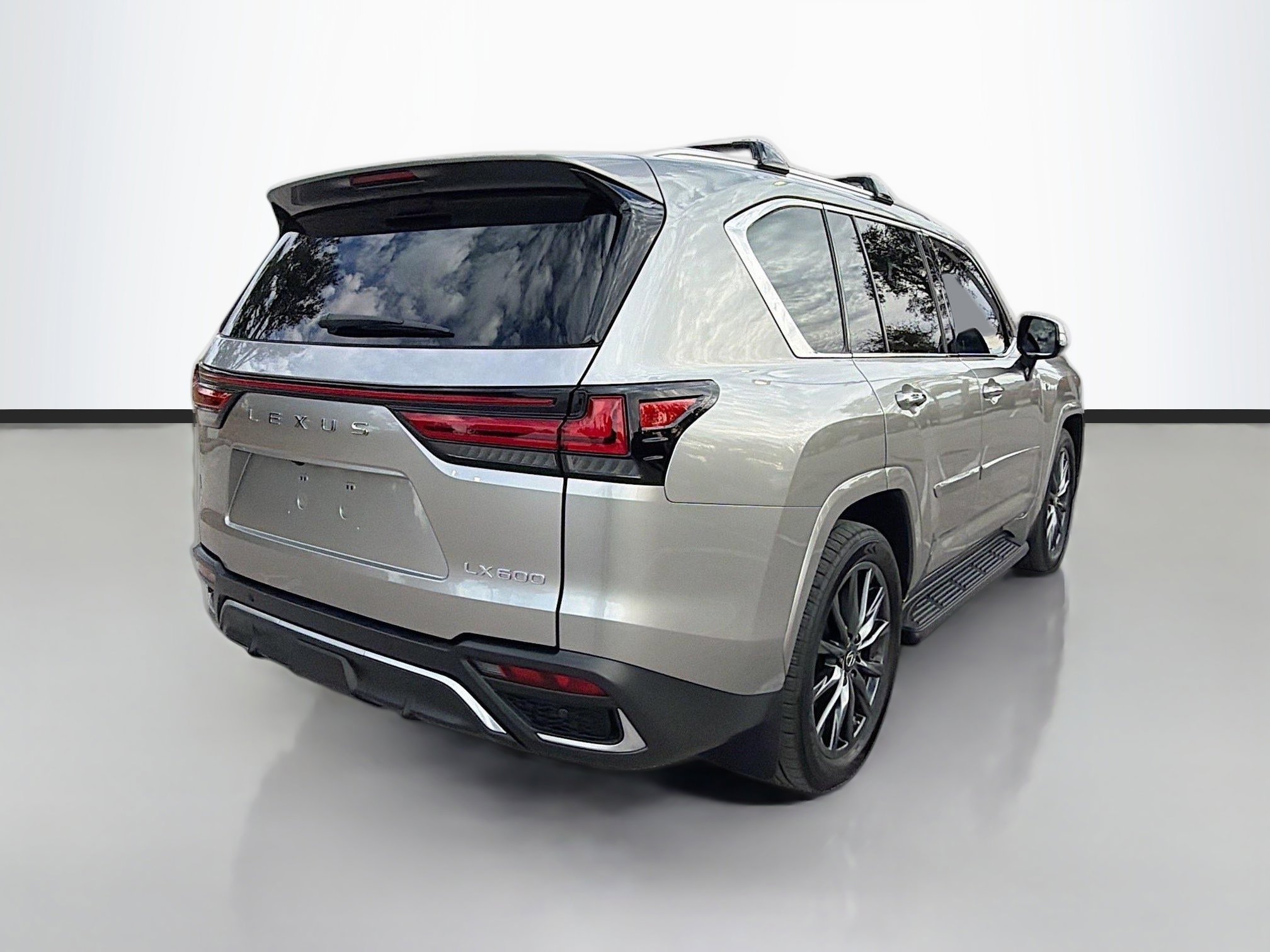 Used 2023 Lexus LX 600 F Sport w/ Accessory Package (A2) image 5