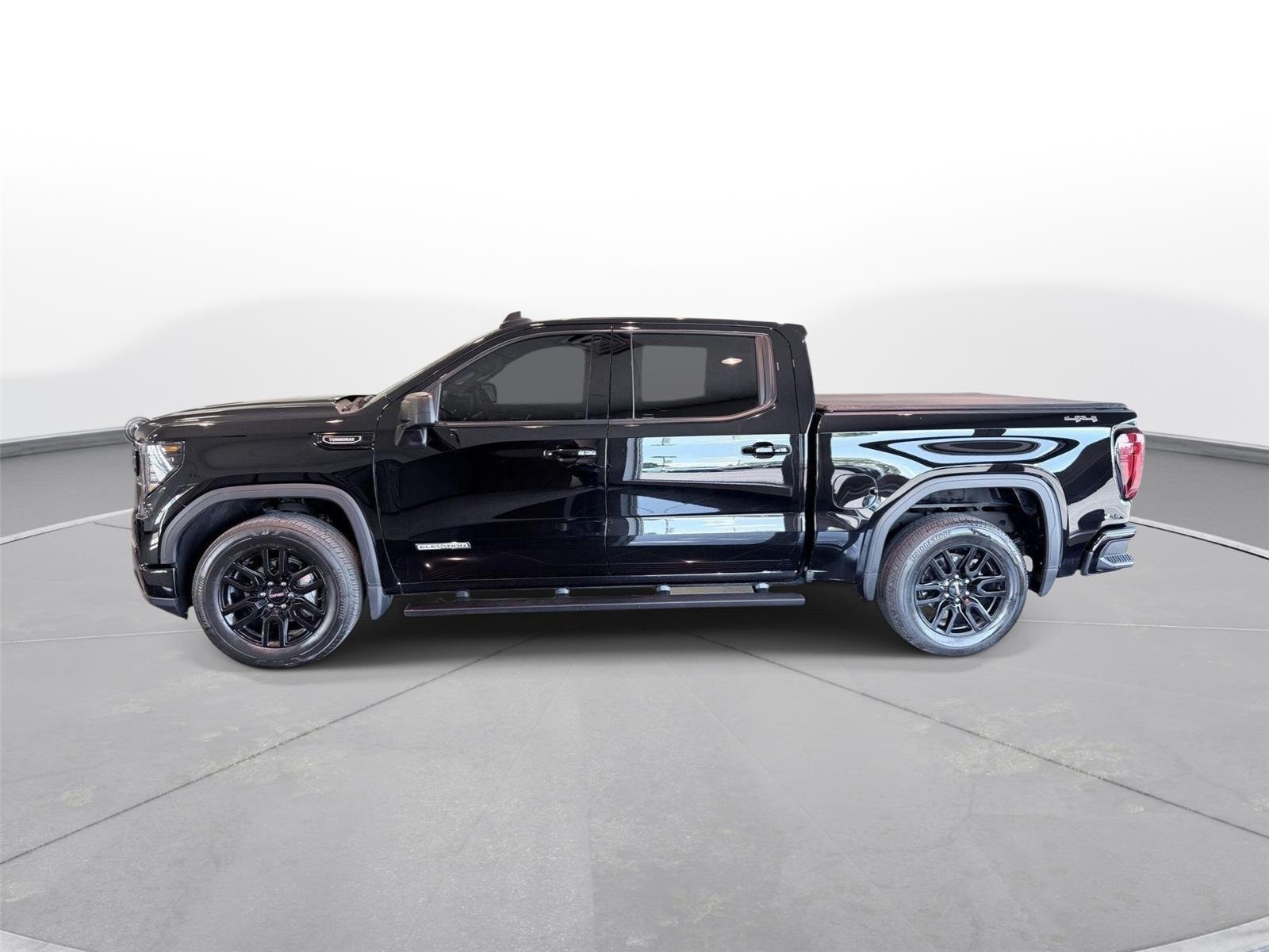 Used 2024 GMC Sierra 1500 Elevation AWD/4WD image 18