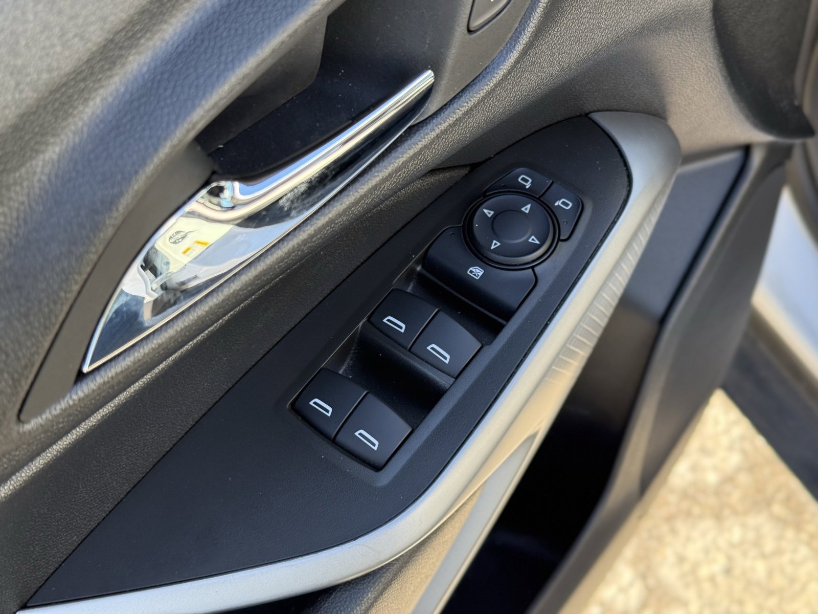 Used 2024 Chevrolet Trax LS image 12