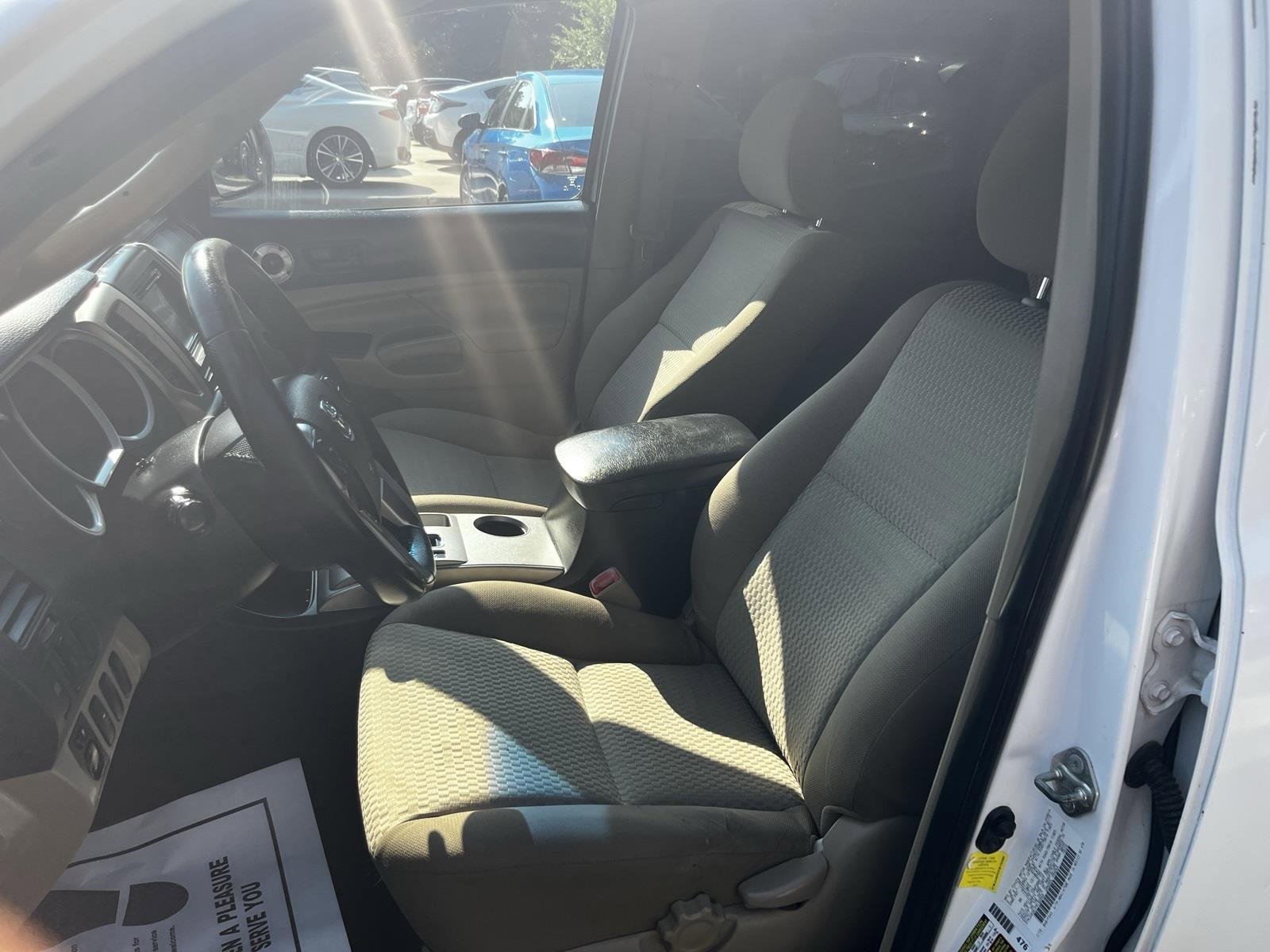 Used 2015 Toyota Tacoma PreRunner w/ SR5 Package image 20