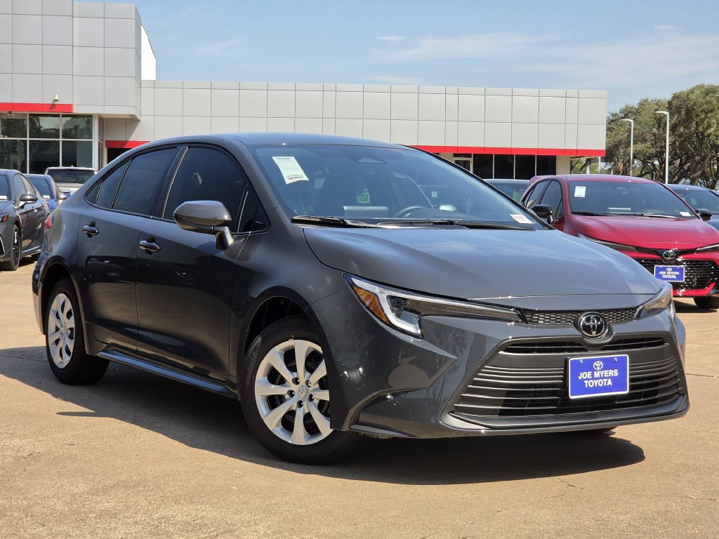 New 2027 Toyota Corolla LE FWD image 2