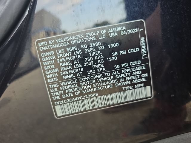 Used 2023 Volkswagen Atlas Cross Sport SE AWD/4WD image 34