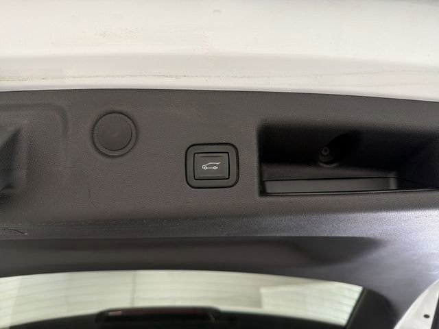 Certified 2022 Chevrolet Equinox LT FWD image 16