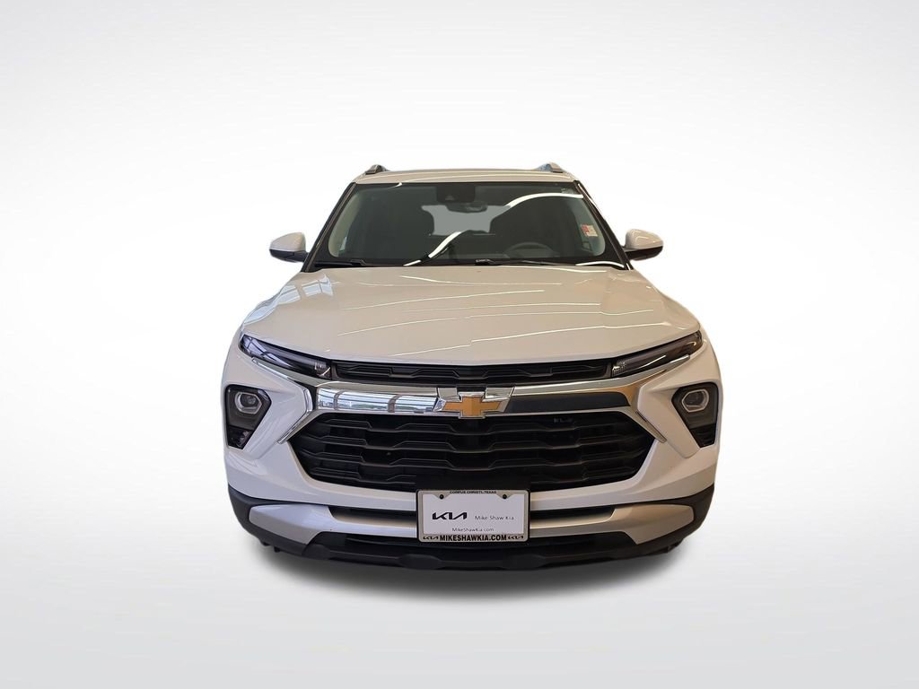 Used 2025 Chevrolet TrailBlazer LT w/ Driver Confidence Package FWD image 12