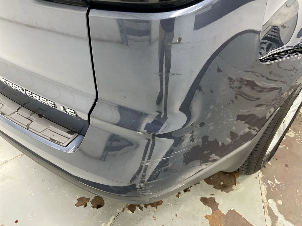 Used 2014 Chevrolet Traverse LS FWD image 34