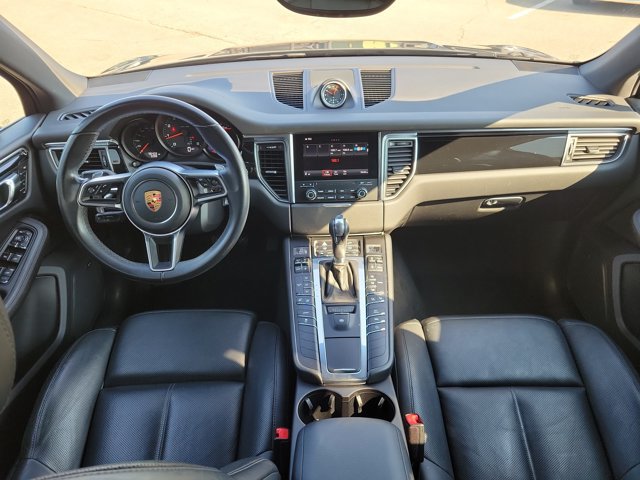 Certified 2017 Porsche Macan AWD/4WD image 16