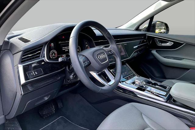 Certified 2025 Audi Q7 3.0T Premium Plus AWD/4WD image 16