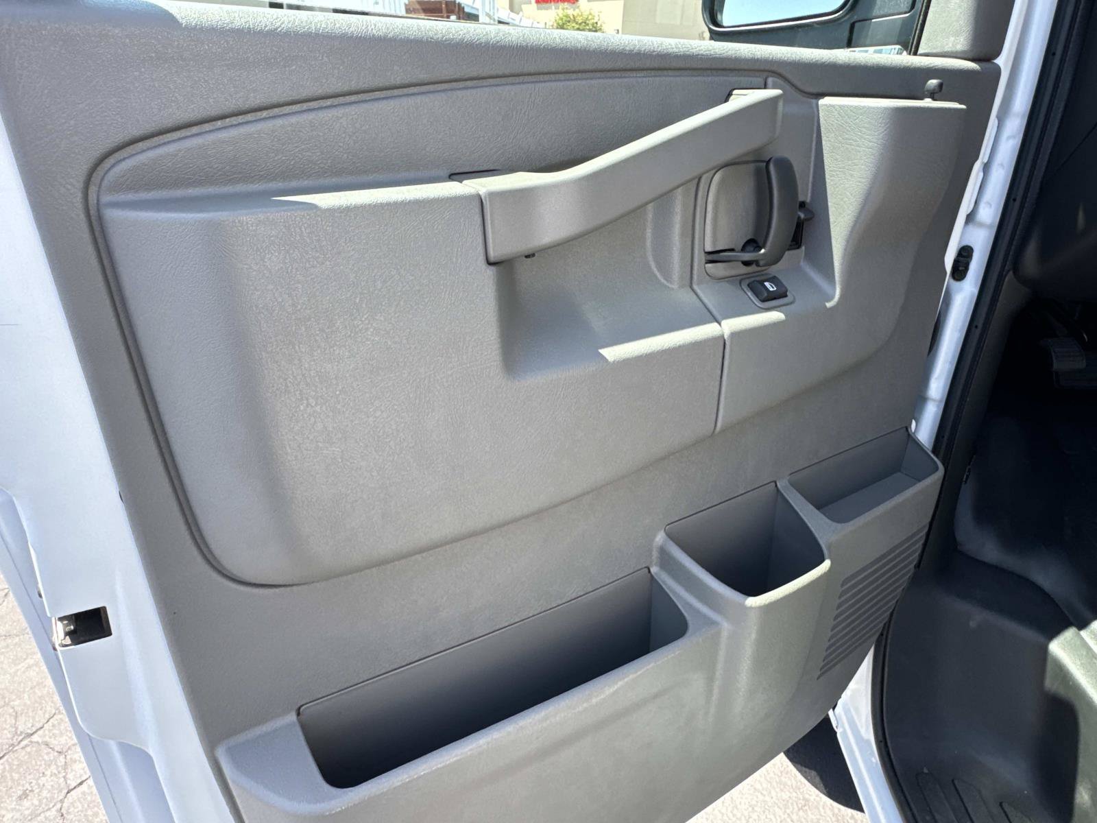 New 2025 GMC Savana 2500 w/ Driver Convenience Package RWD image 15