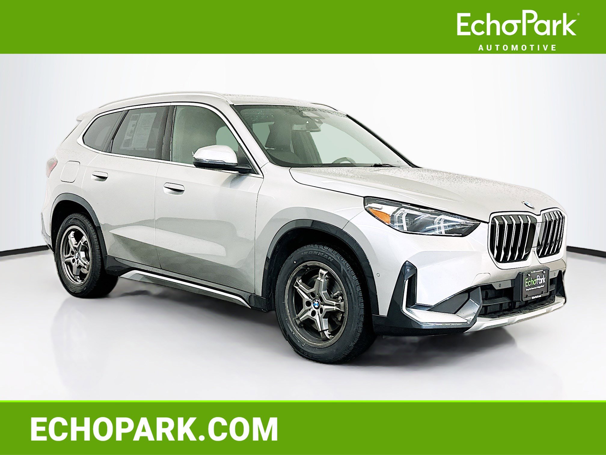 Used 2025 BMW X1 xDrive28i AWD/4WD image 1